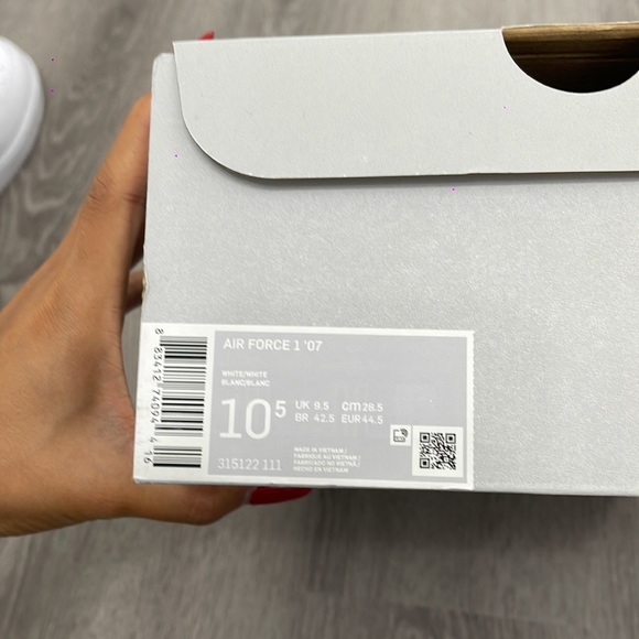 Nike Air Force BRAND NEW with Box - Mens Size 10.5 - Picture 9 of 9